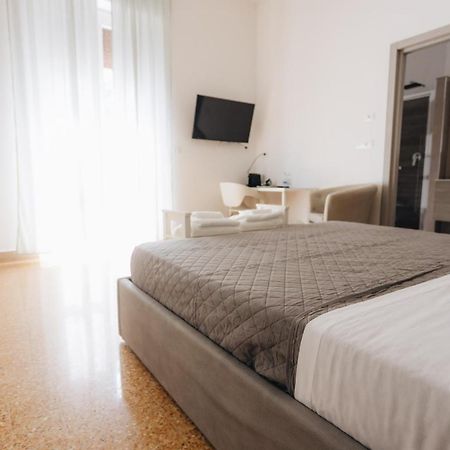 The Nest - B&B - Suites Pescara Eksteriør billede