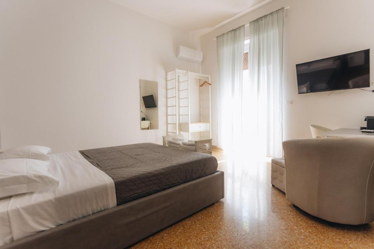 The Nest - B&B - Suites Pescara Eksteriør billede